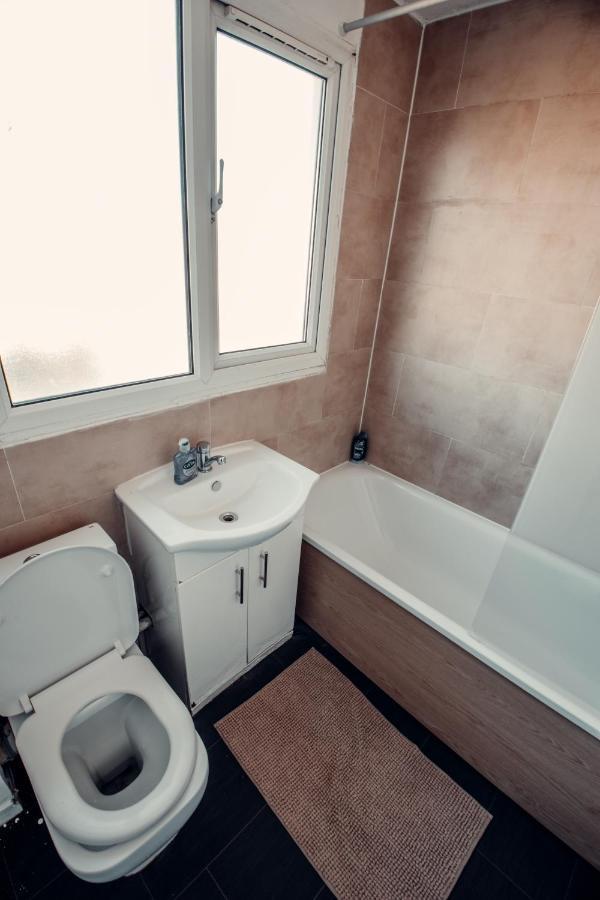 Comfy Home-Wood Green London Eksteriør bilde